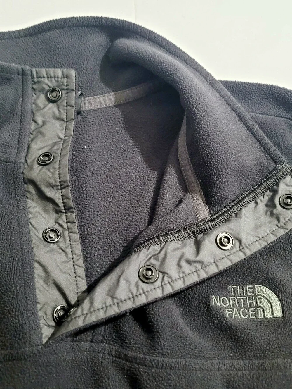 The North Face Mens XL Black Fleece Pullover Snap Neck Jacket Sweater Outdoor